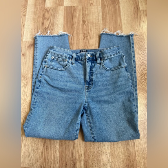 J. Crew Women’s Essential Straight Jean - Picture 4 of 5